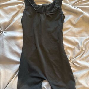 Toddler boy's 3T black singlet. Like new.